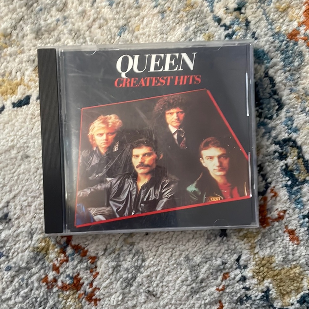 Queen Greatest Hits cd